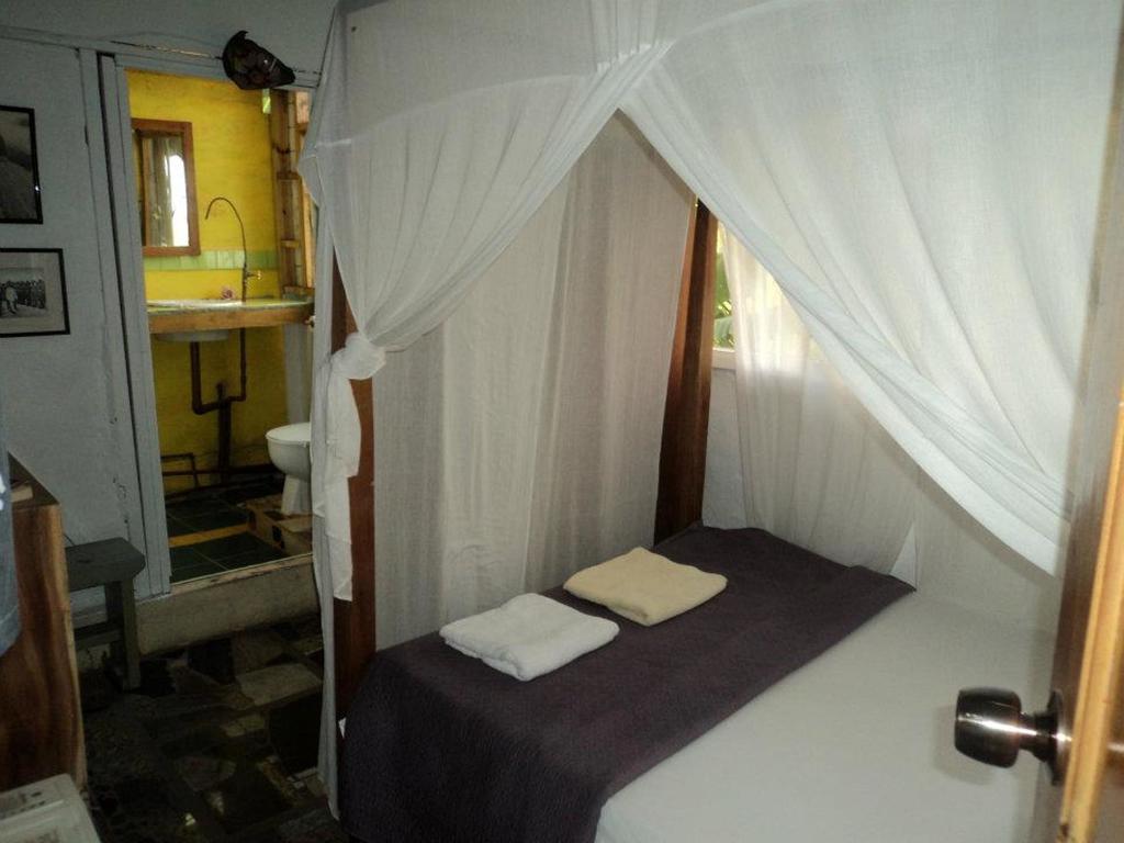 Mount Edge Guest House Πορτ Αντόνιο Εξωτερικό φωτογραφία